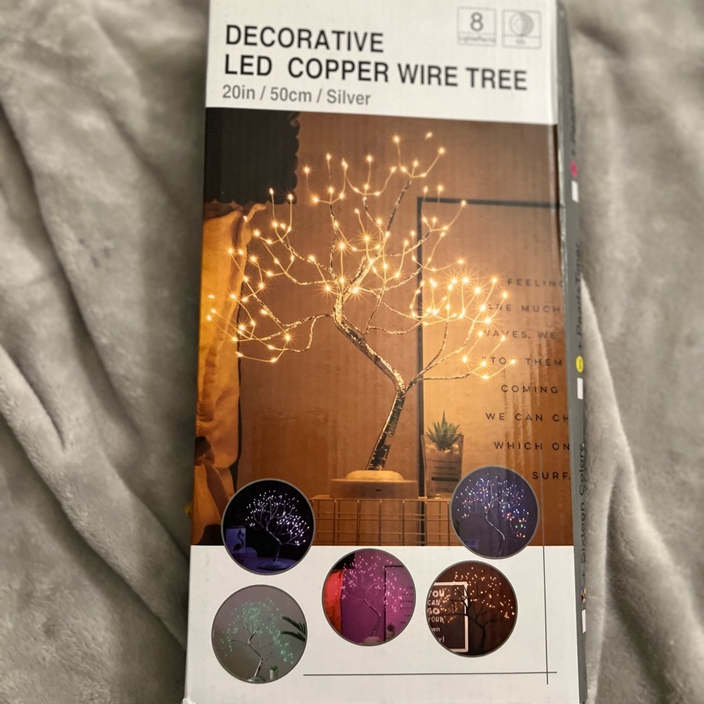 Silver light up tree desk lamp